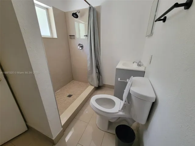 $2,450 | 2759 Northwest 58th Terrace, Unit 2759, Lauderhill, FL 33313