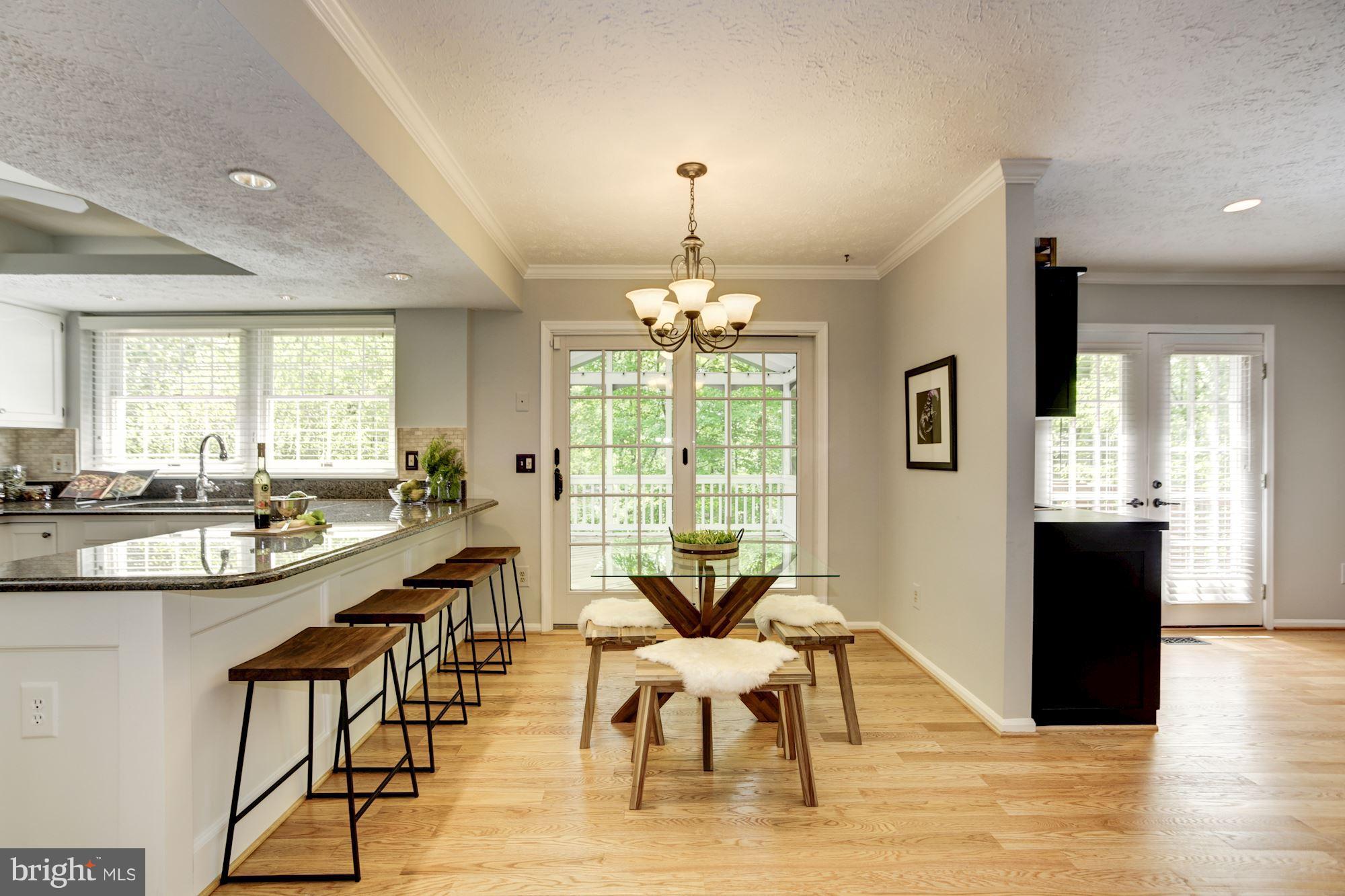 1329 Quail Ridge Drive Reston, VA 20194 - Photo 11 of 30 Kitchen