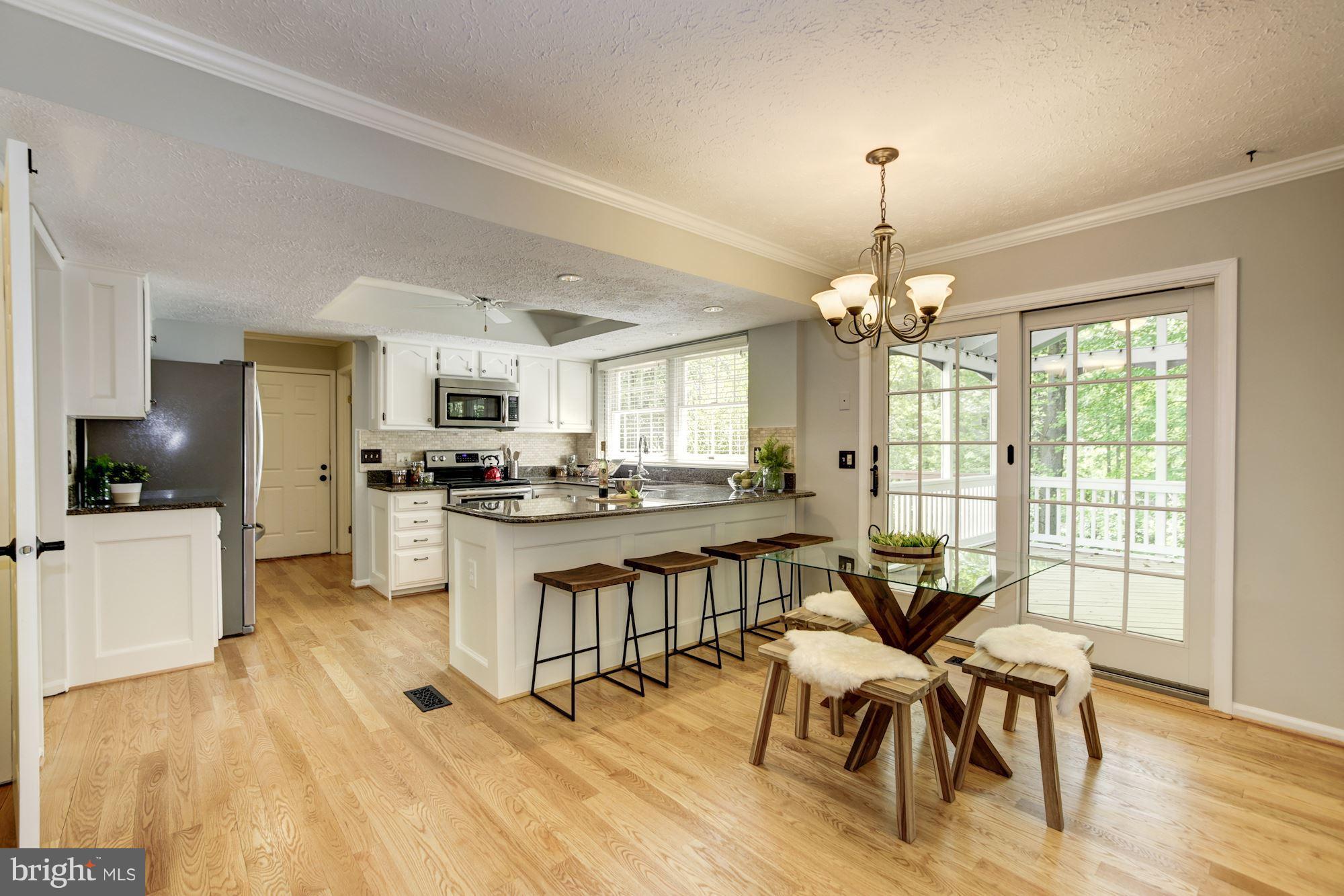 1329 Quail Ridge Drive Reston, VA 20194 - Photo 9 of 30 Kitchen