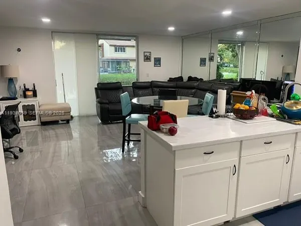 $2,370 | 1177 Sussex Drive, North Lauderdale, FL 33068