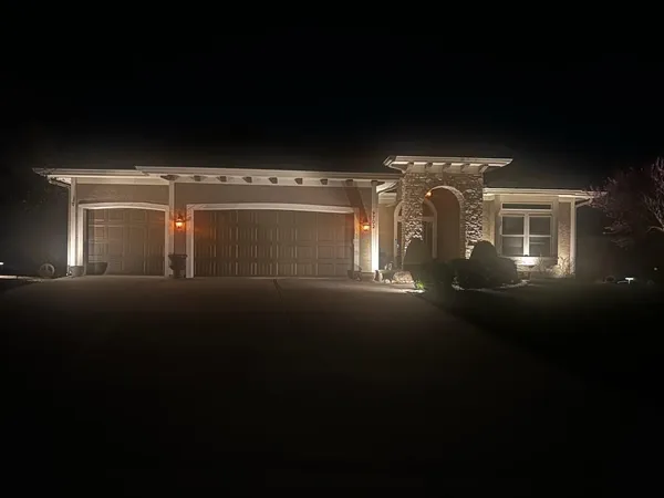 $899,000 | 9702 Shady Bend Circle, Lenexa, KS 66227