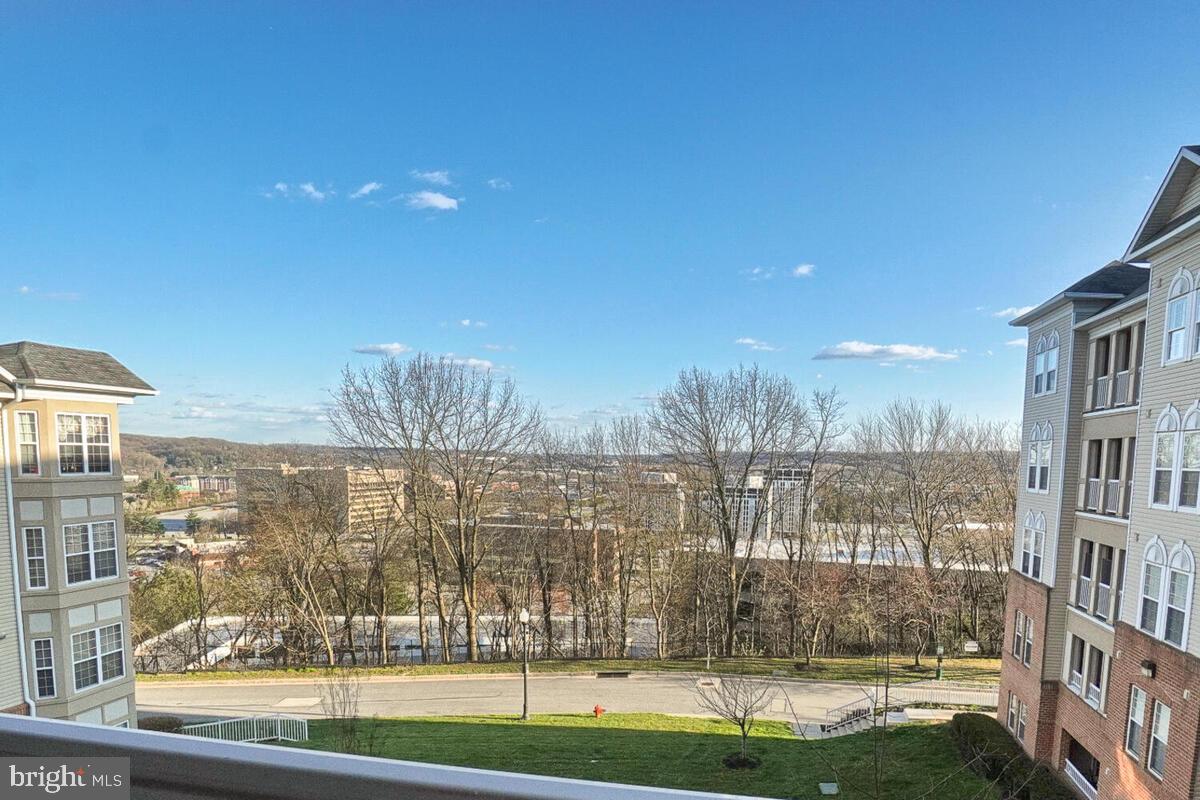 400 Symphony Circle, Unit 443E Cockeysville, MD 21030 - Photo 35 of 64