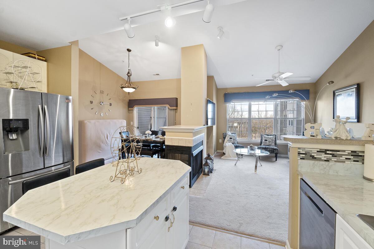 400 Symphony Circle, Unit 443E Cockeysville, MD 21030 - Photo 4 of 64