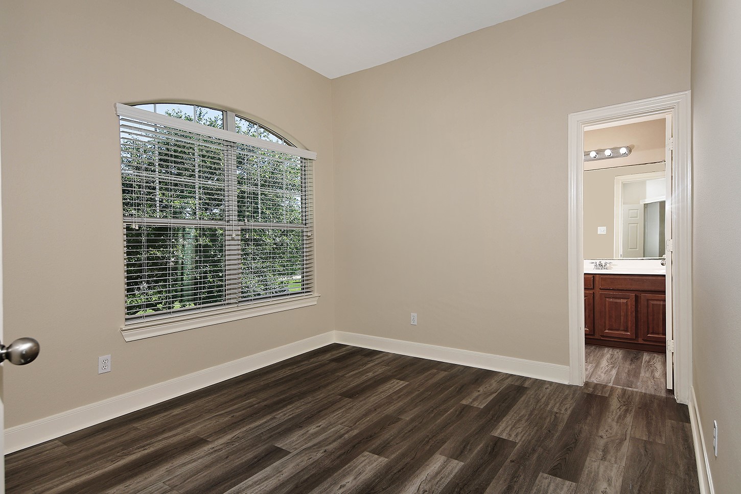 6327 Spring Creek Oaks Drive Spring, TX 77379 - Photo 23 of 33