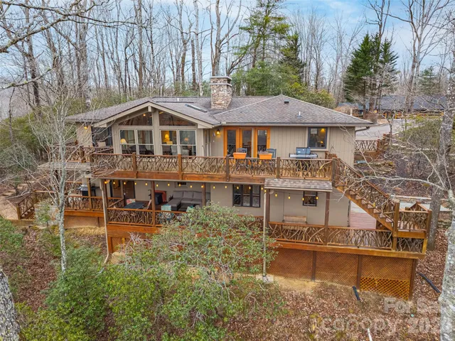 $950,000 | 67 Ossarooga Court, Brevard, NC 28712