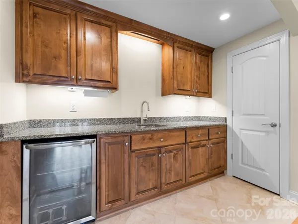 $950,000 | 67 Ossarooga Court, Brevard, NC 28712