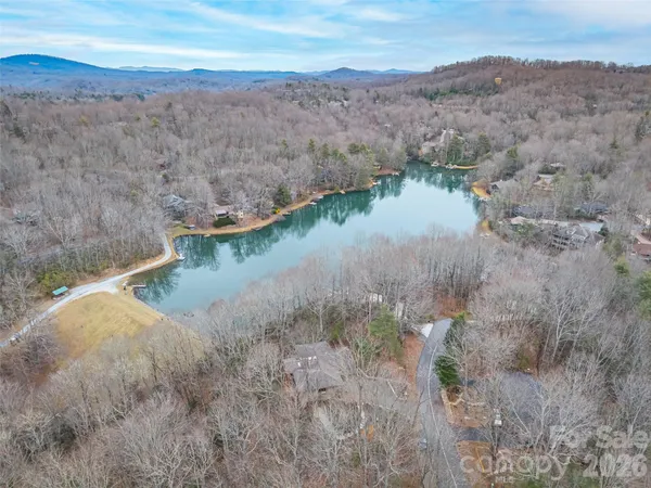 $950,000 | 67 Ossarooga Court, Brevard, NC 28712