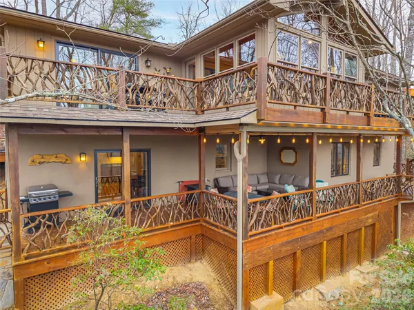 $950,000 | 67 Ossarooga Court, Brevard, NC 28712