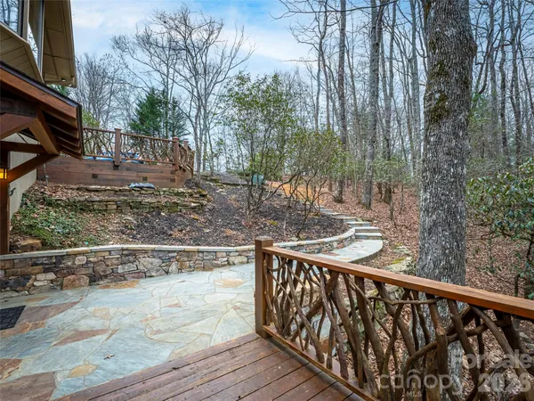 $950,000 | 67 Ossarooga Court, Brevard, NC 28712