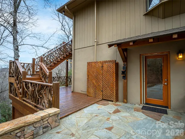 $950,000 | 67 Ossarooga Court, Brevard, NC 28712