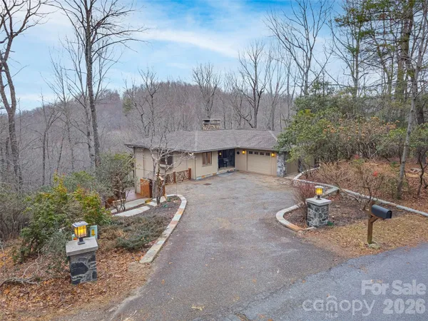 $950,000 | 67 Ossarooga Court, Brevard, NC 28712