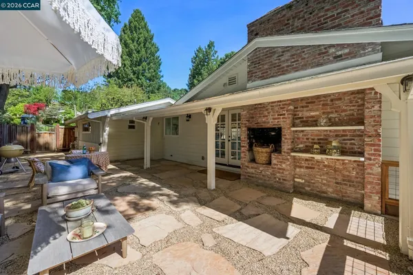 $2,295,000 | 1126 Hidalgo Court, Lafayette, CA 94549
