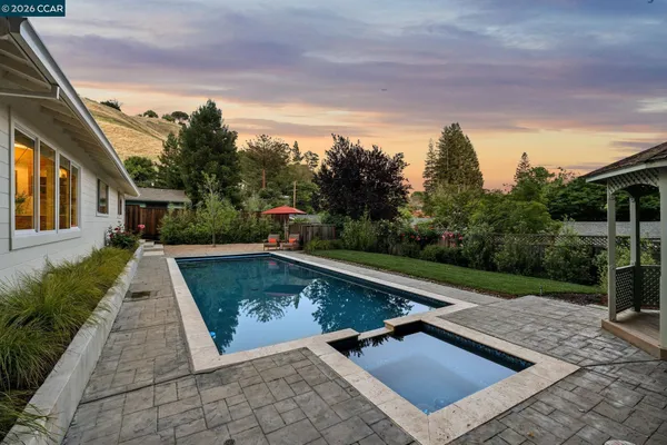 $2,295,000 | 1126 Hidalgo Court, Lafayette, CA 94549