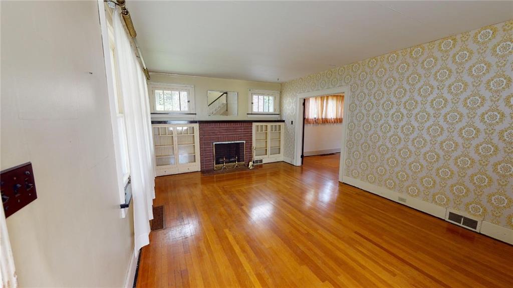 313 Broad Street Butler, PA 16001 - Photo 8 of 25 Gallery Image 8