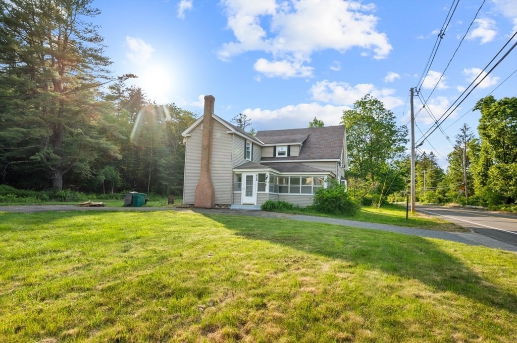 628 Rindge Road Fitchburg, MA 01420 - Photo 3 of 32 Gallery Image 3