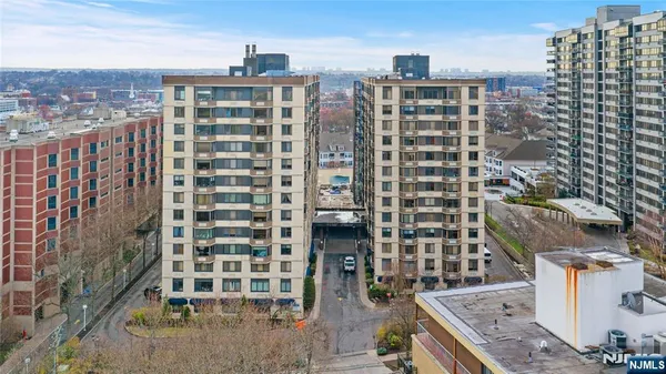 $335,000 | 326 Prospect Avenue, Unit 1A, Hackensack, NJ 07601