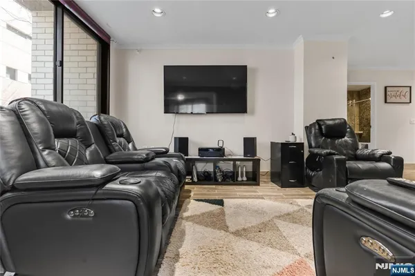 $335,000 | 326 Prospect Avenue, Unit 1A, Hackensack, NJ 07601