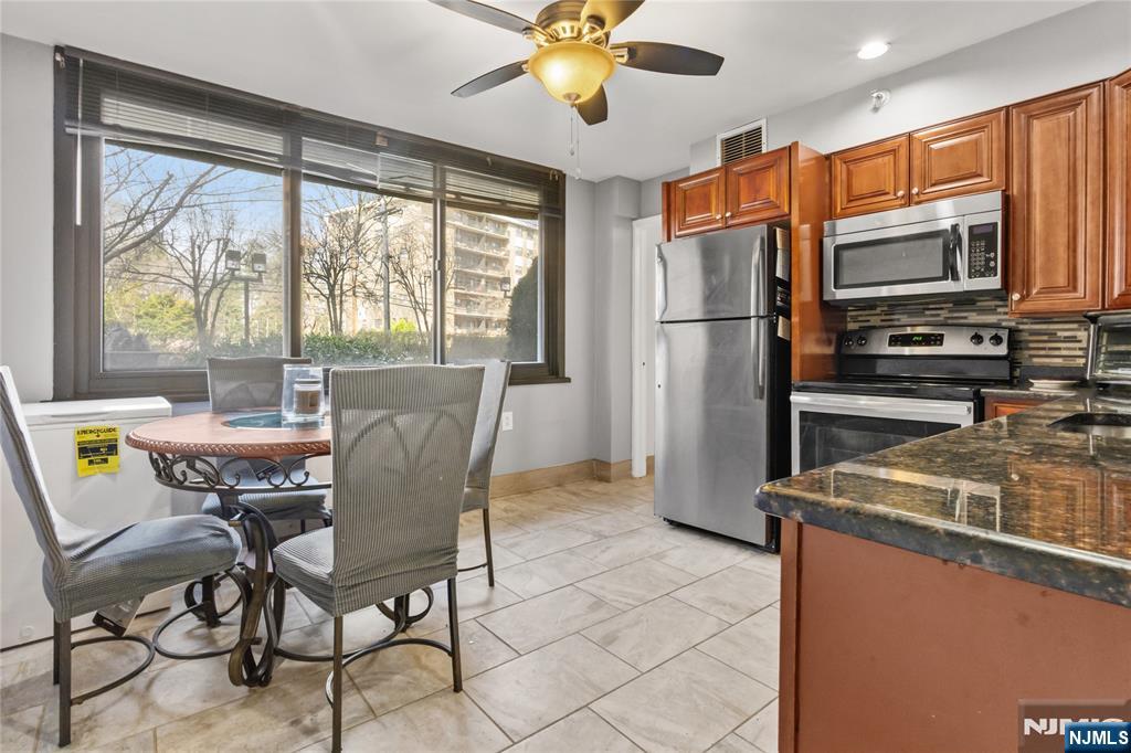 326 Prospect Avenue, Unit 1A Hackensack, NJ 07601 - Photo 10 of 31