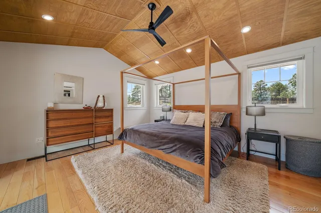 a view of a garden with a lake