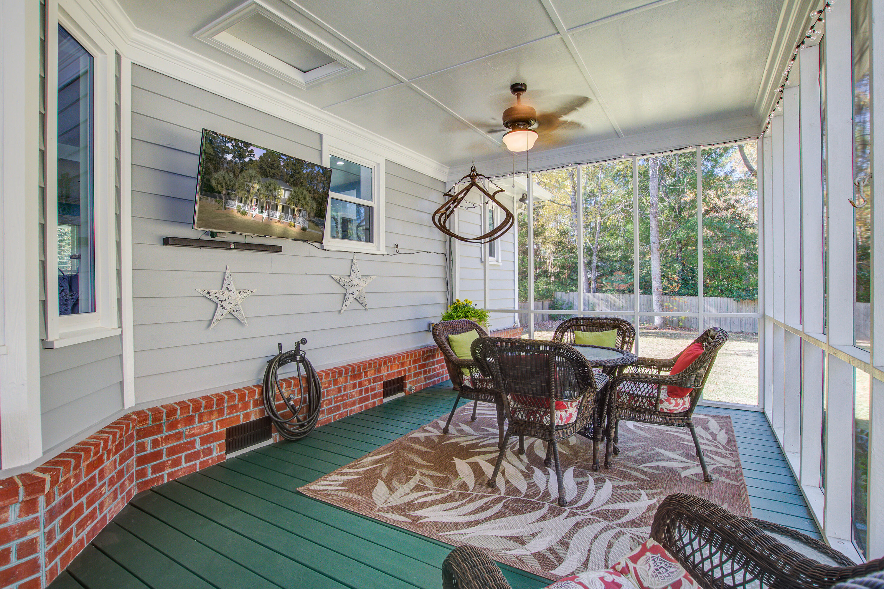 302 Huntington Road Summerville, SC 29483 - Photo 39 of 53 302 (38)