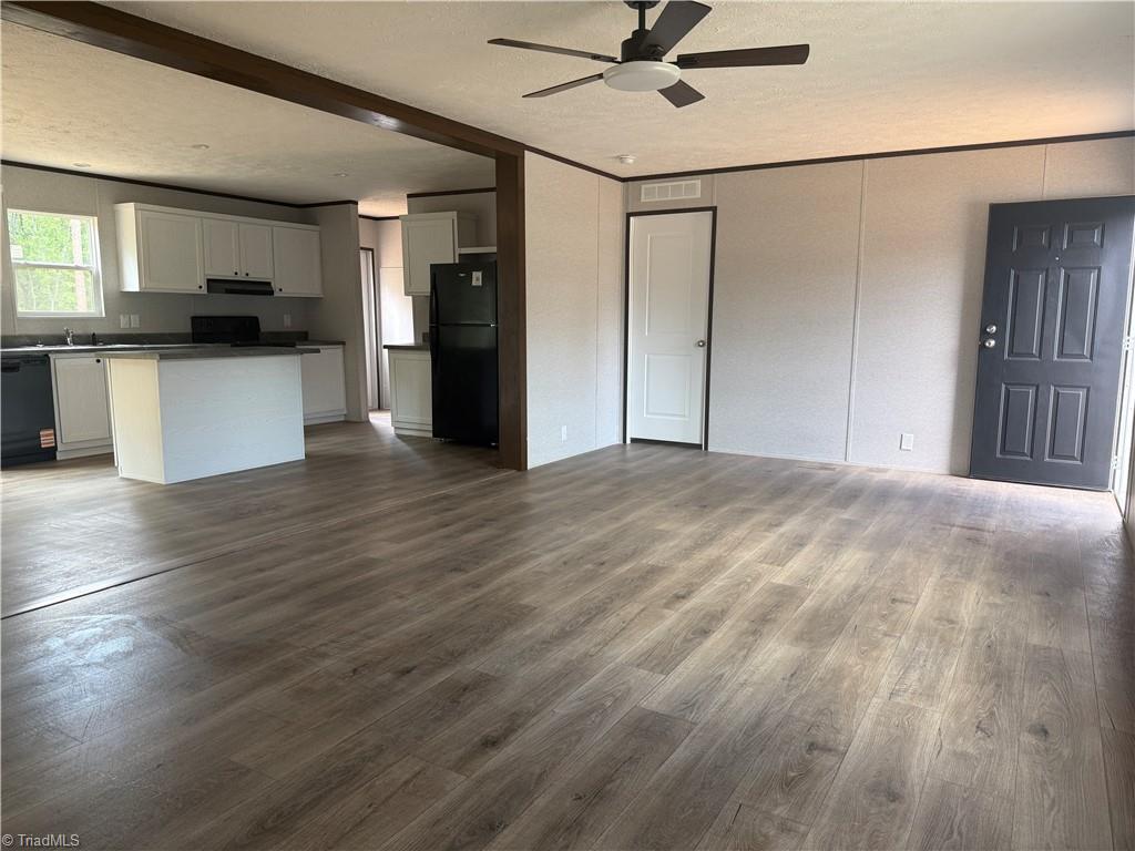 2684 Sowers Road Linwood, NC 27299 - Photo 2 of 18 Living Room