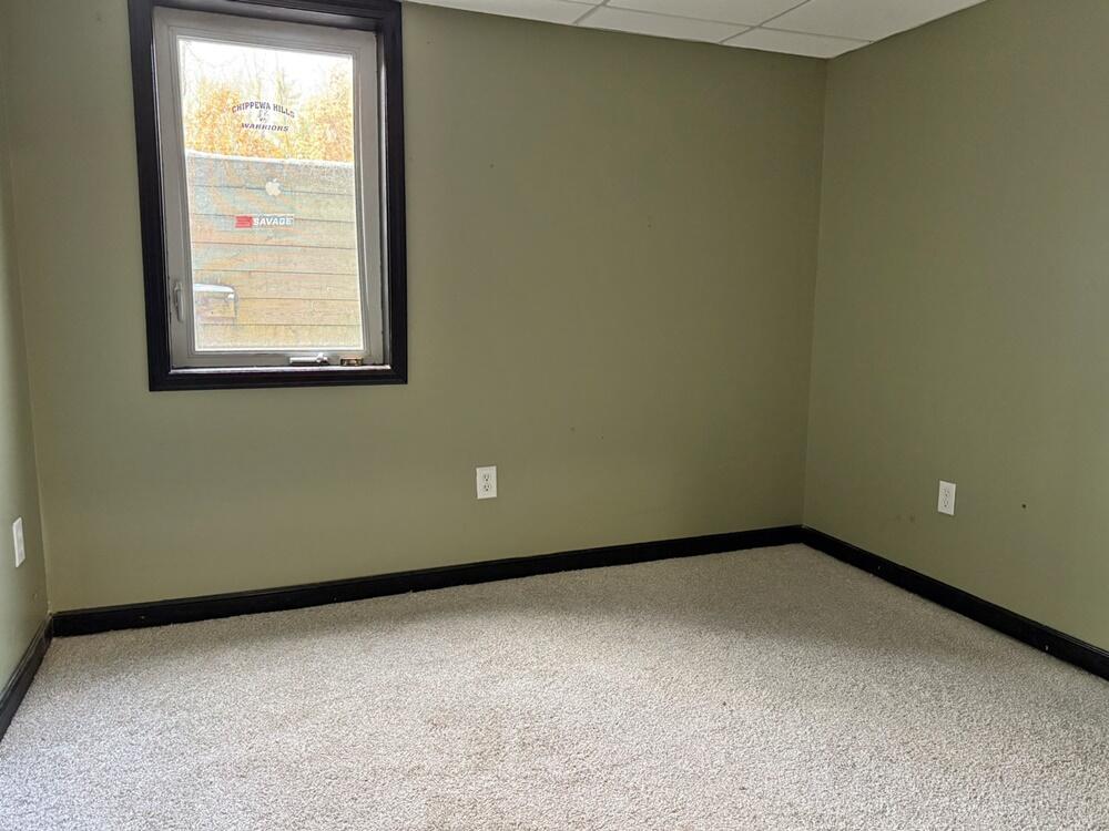 4344 7 Mile Road Remus, MI 49340 - Photo 19 of 32 19.Bedroom3