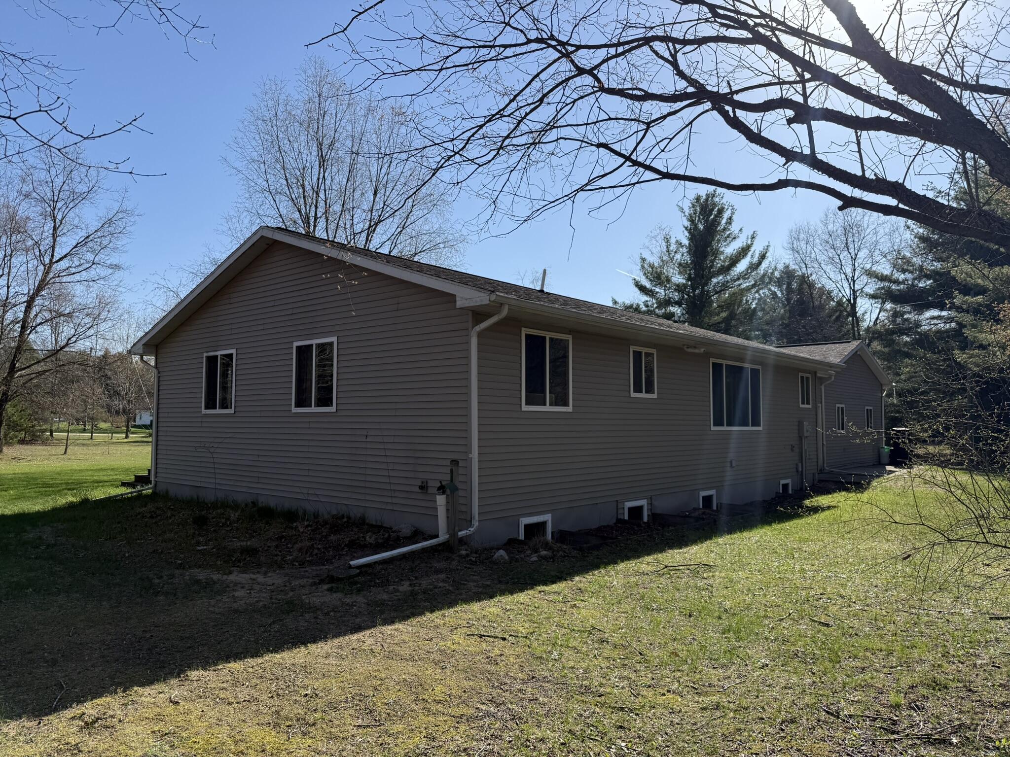 4344 7 Mile Road Remus, MI 49340 - Photo 27 of 32 27.RearExterior (2)