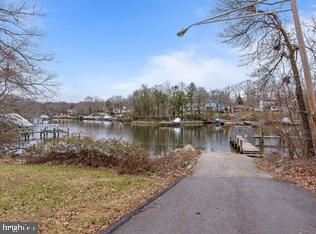 136 Magothy Beach Road Pasadena, MD 21122 - Photo 28 of 30 Gallery Image 28