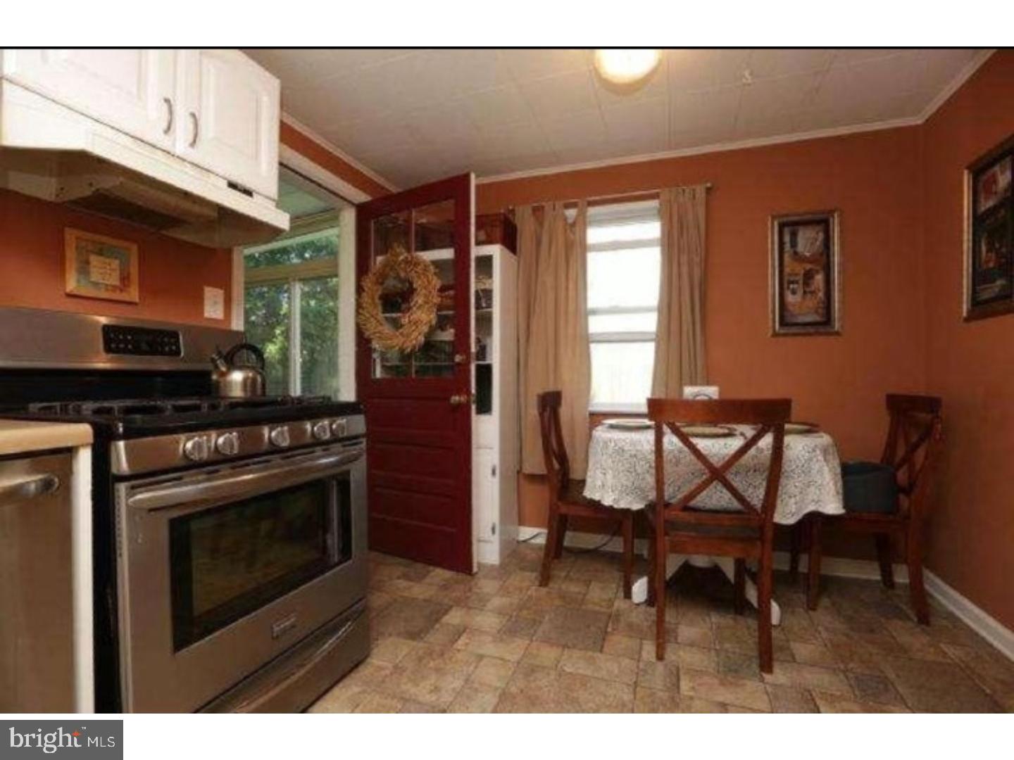 228 Overlook Road Ambler, PA 19002 - Photo 5 of 11 Gallery Image 5