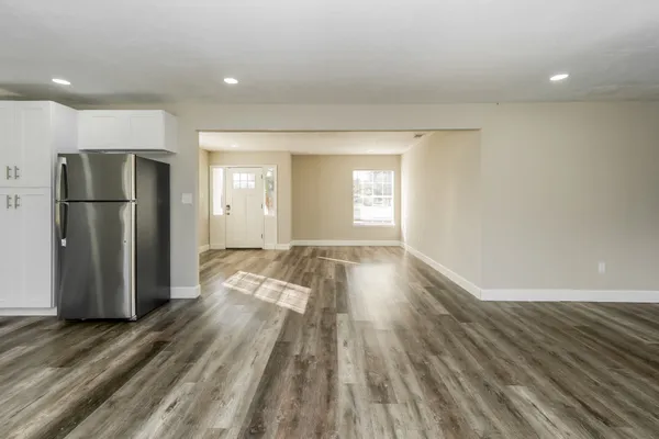 $1,875 | 5100 Goose Creek Drive, Baytown, TX 77521