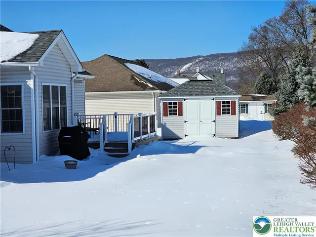 $449,900 | 118 East 1st Street, Wind Gap, PA 18091