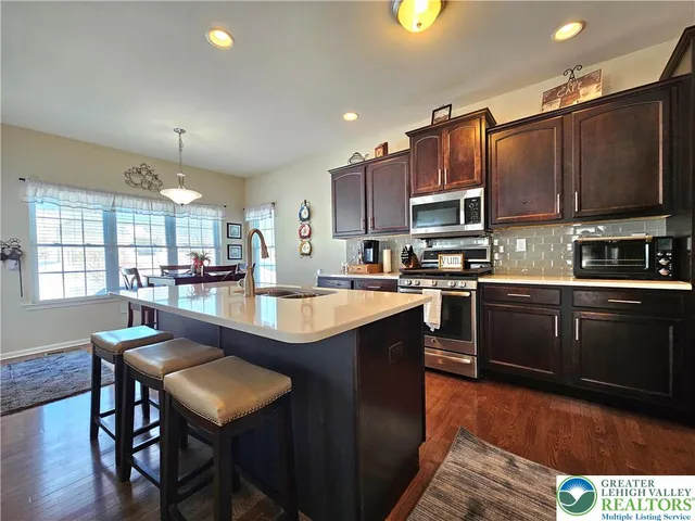 $449,900 | 118 East 1st Street, Wind Gap, PA 18091