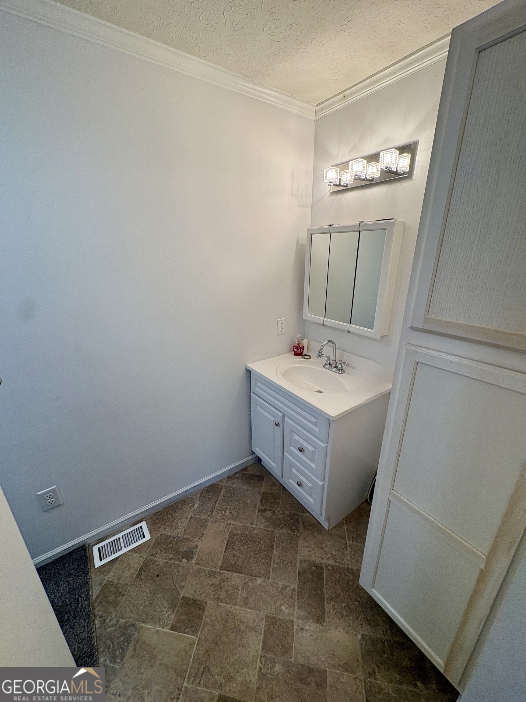 781 Thomas Street Roopville, GA 30170 - Photo 18 of 32