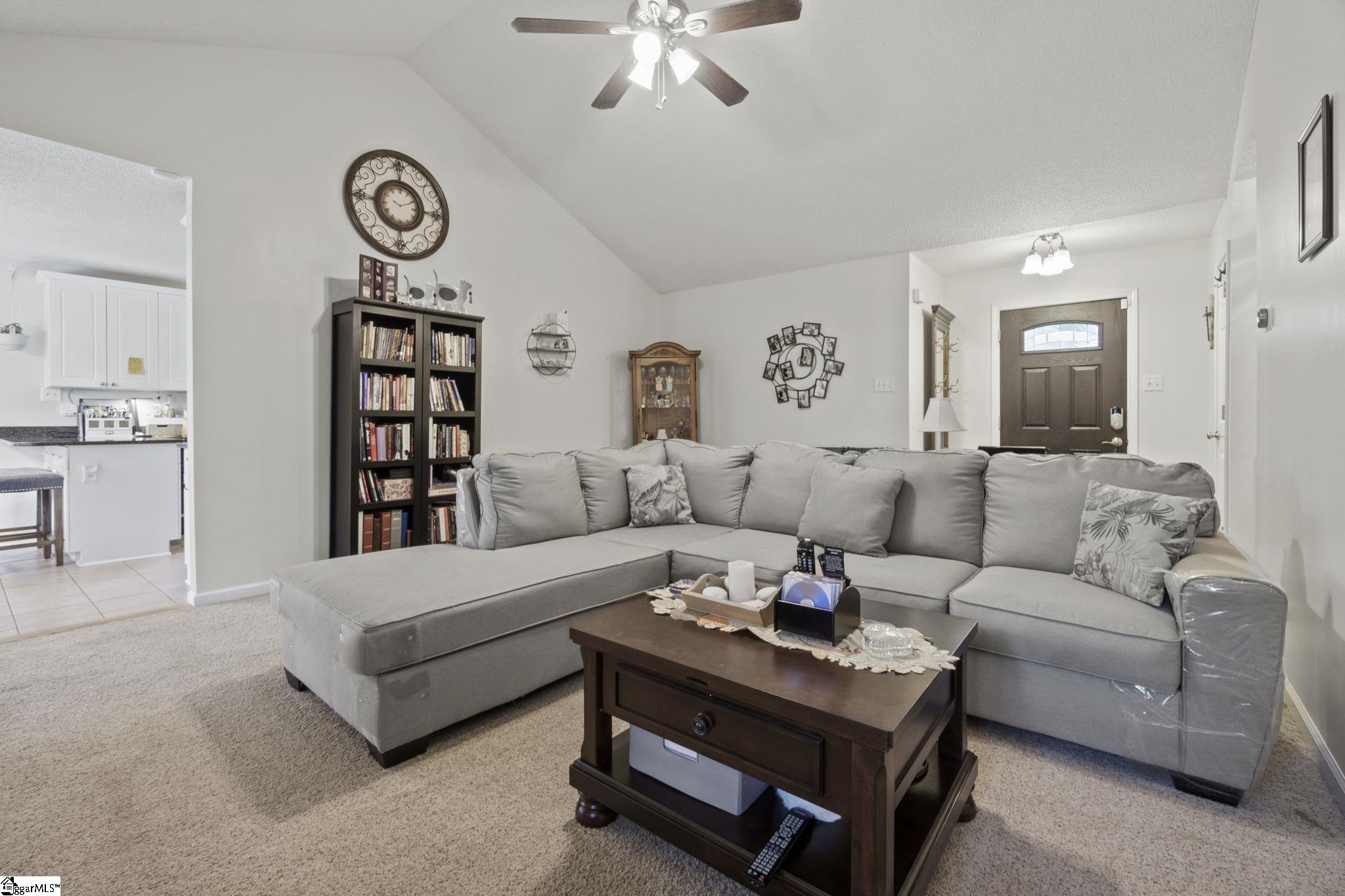 4 Bluff Point Court Greenville, SC 29605 - Photo 2 of 21