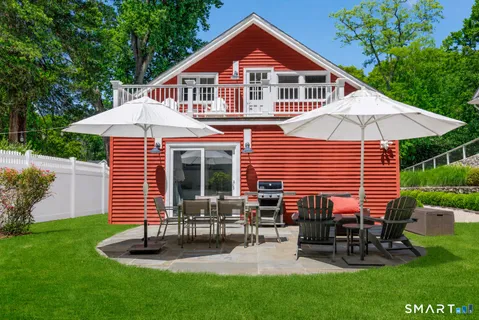$1,450,000 | 253 Tokeneke Road, Darien, CT 06820
