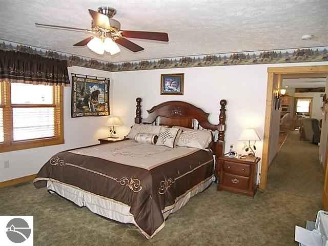 11500 Marvis Road Honor, MI 49640 - Photo 17 of 25 1734059-16.JPG