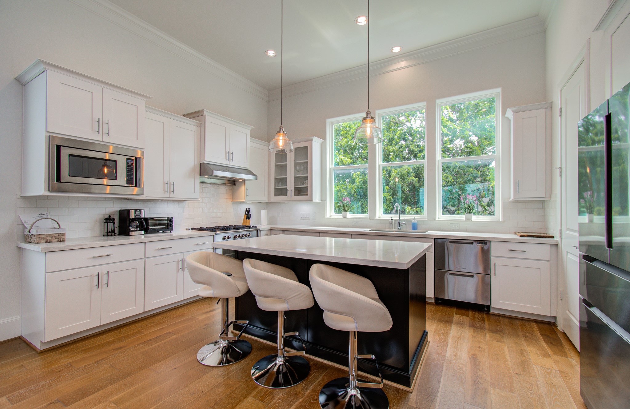 1512 Stuart Street Houston, TX 77004 - Photo 8 of 44
