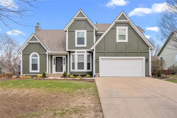 $475,000 | 5333 Hilltop Drive, Shawnee, KS 66226