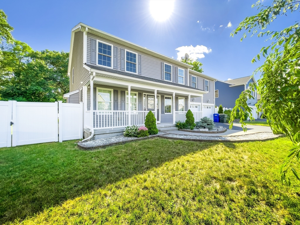 210 Naismith Street Springfield, MA 01104 - Photo 1 of 38