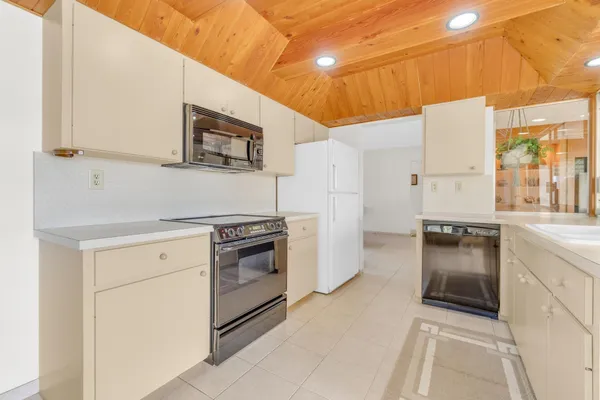 $510,000 | 1774 Northwest 39th Place, Oakland Park, FL 33309
