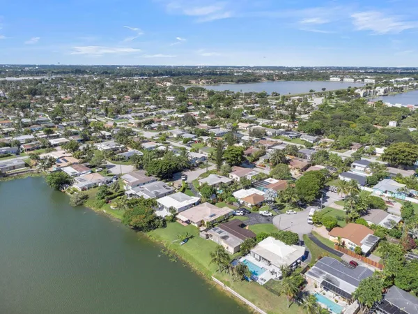 $510,000 | 1774 Northwest 39th Place, Oakland Park, FL 33309