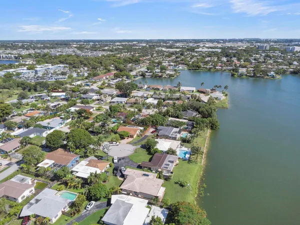 $510,000 | 1774 Northwest 39th Place, Oakland Park, FL 33309