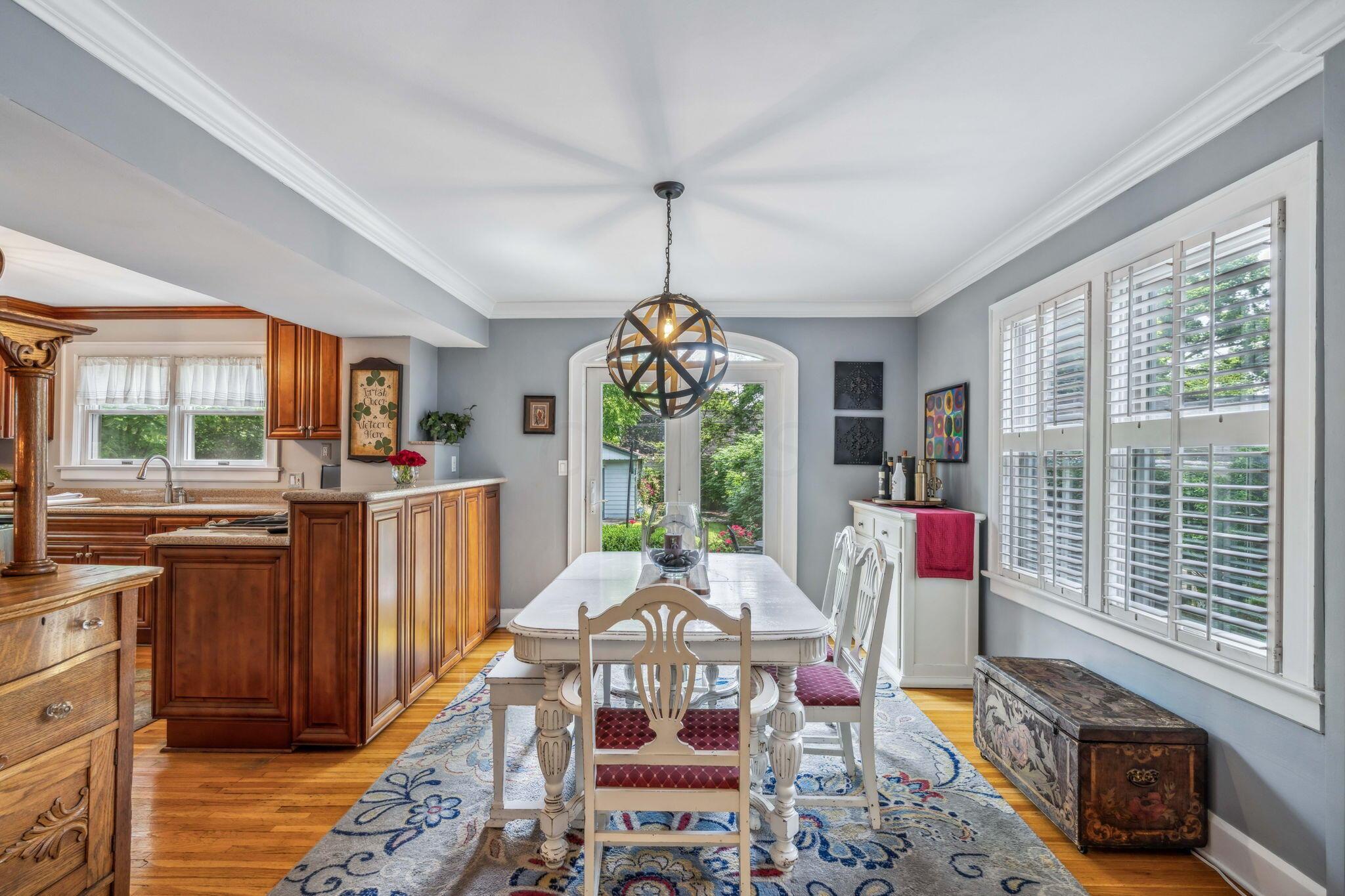 93 East Torrence Road Columbus, OH 43214 - Photo 5 of 41 Dining