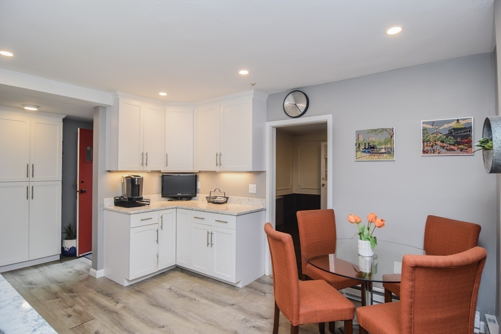 291 Russett Road Brookline, MA 02467 - Photo 12 of 23