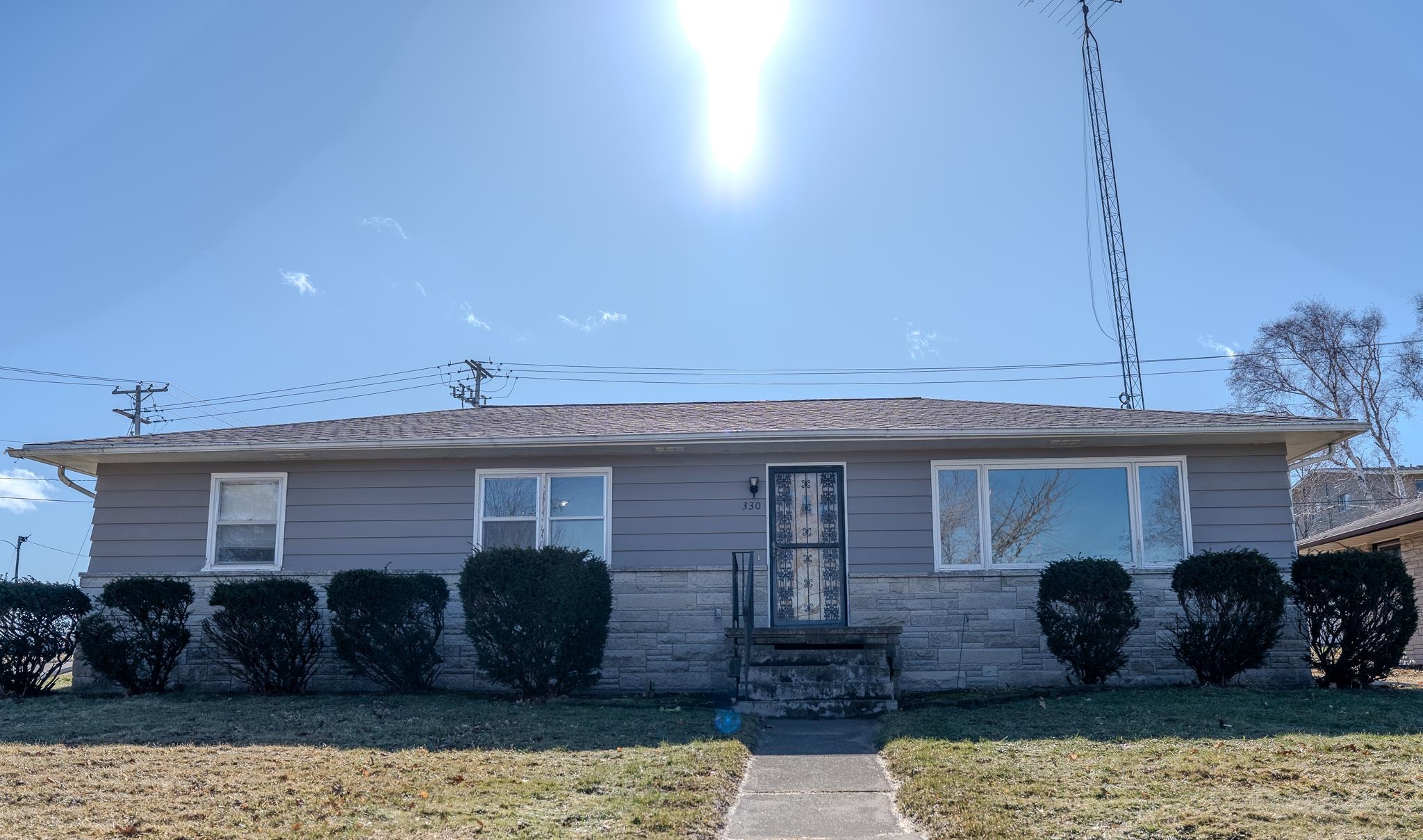 330 East Edgewater Street Cambria, WI 53923 - Photo 2 of 19