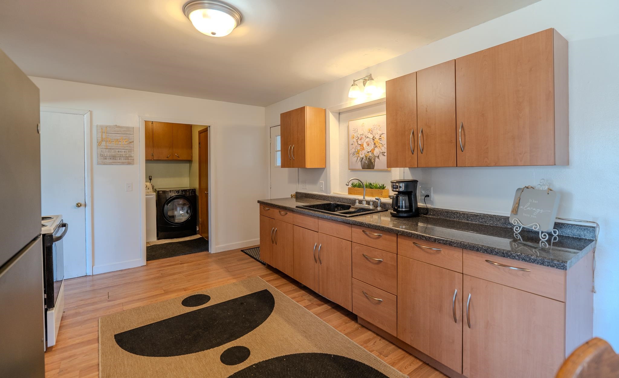 330 East Edgewater Street Cambria, WI 53923 - Photo 5 of 19