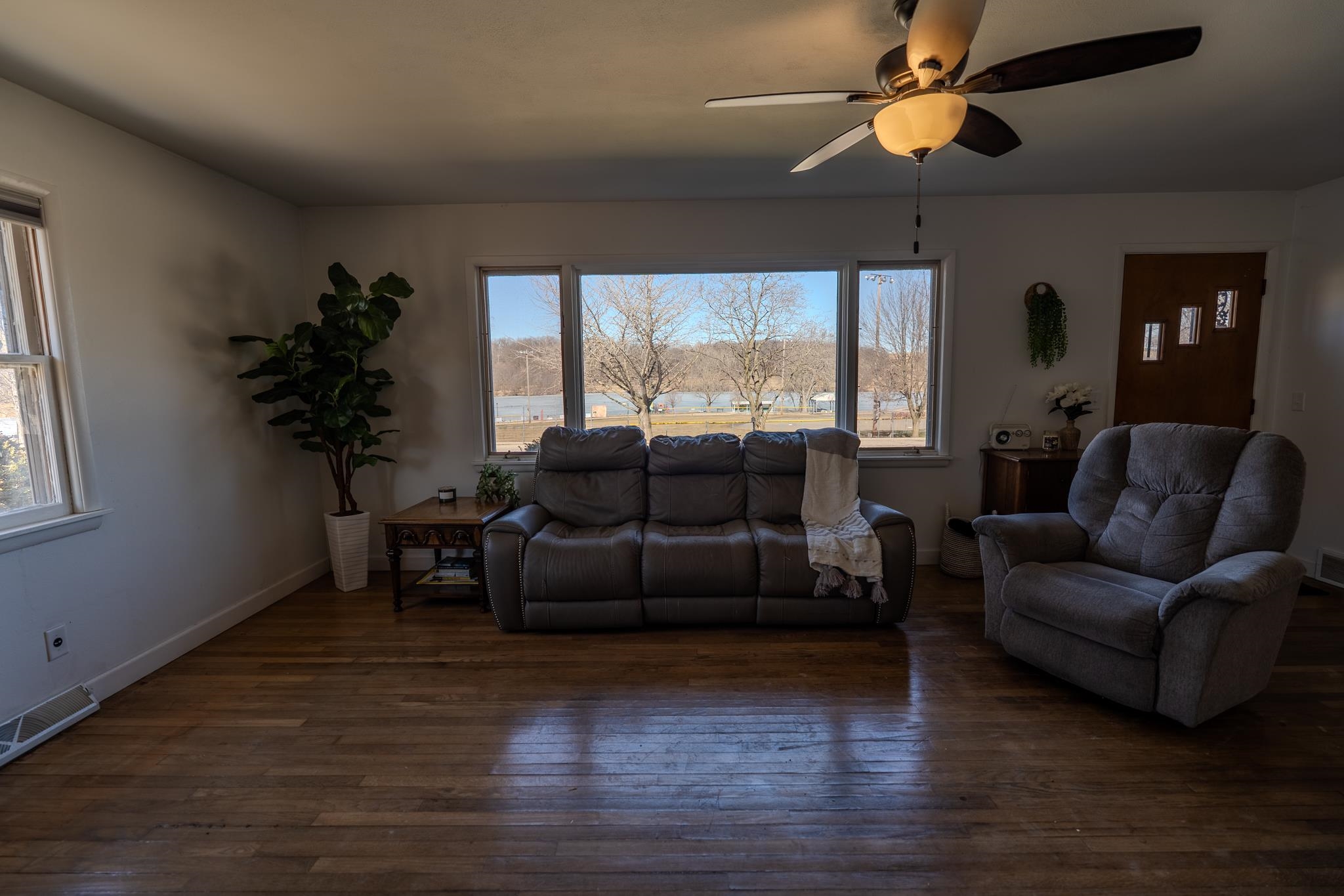 330 East Edgewater Street Cambria, WI 53923 - Photo 7 of 19