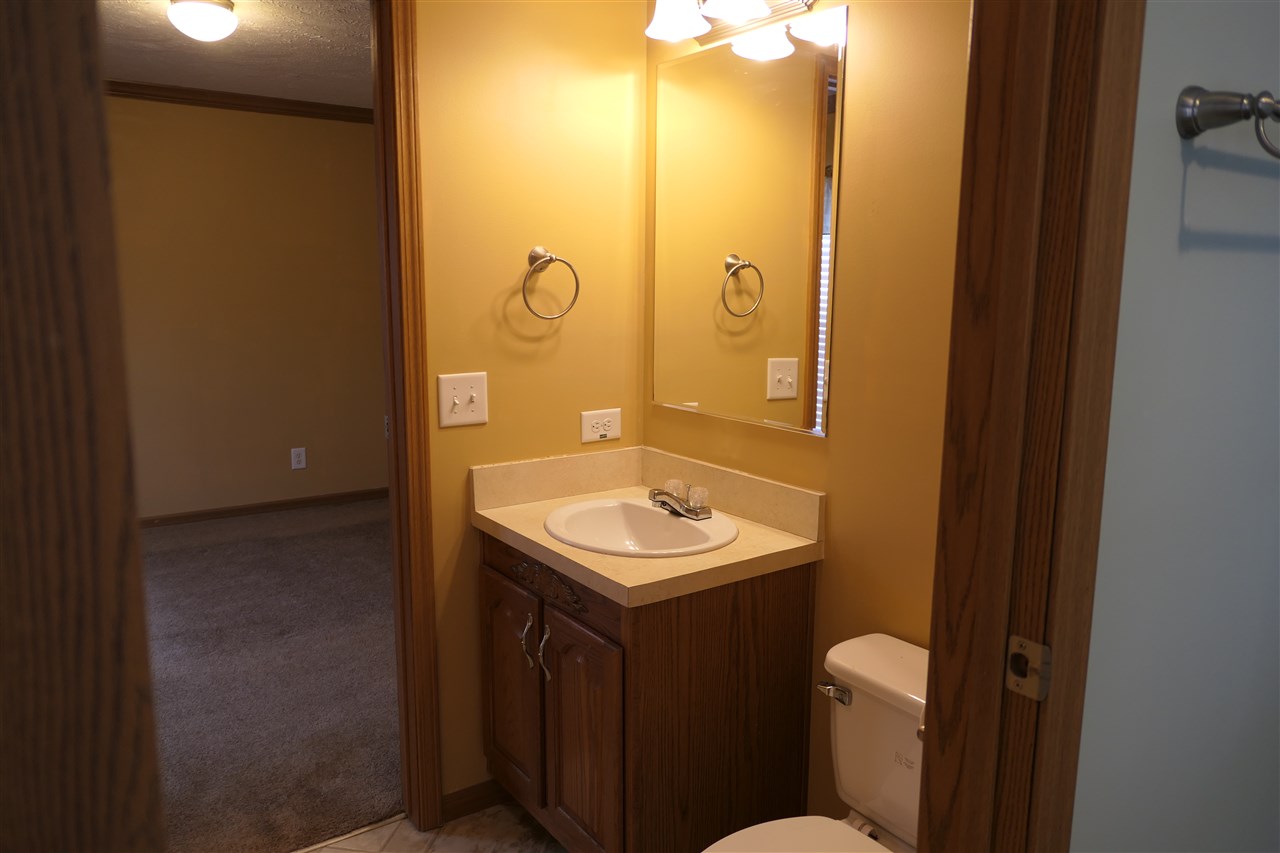 1748 South Coleman Road Shepherd, MI 48883 - Photo 34 of 42 1875210-33.JPG