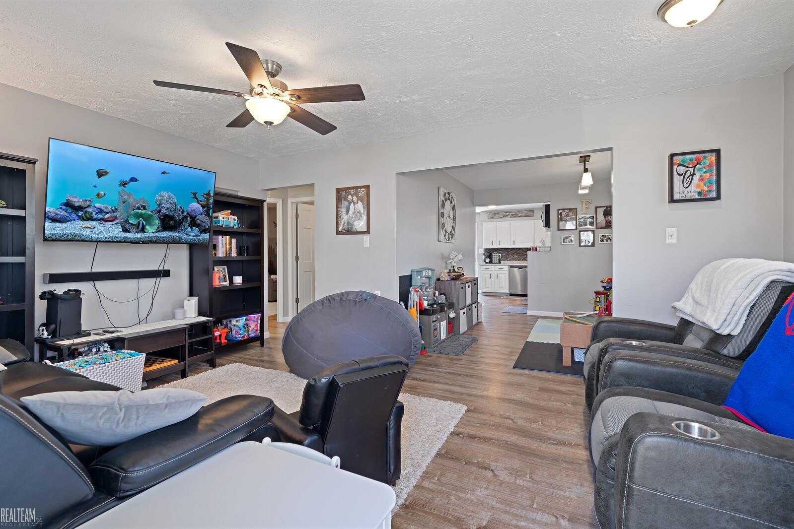 5099 Drayton Road Clarkston, MI 48346 - Photo 5 of 19