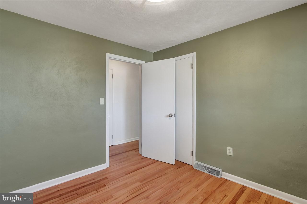 1280 Crescent Road York, PA 17402 - Photo 15 of 25 Gallery Image 15